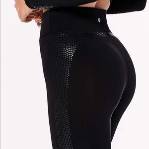 Lululemon plank to pike pants size 4